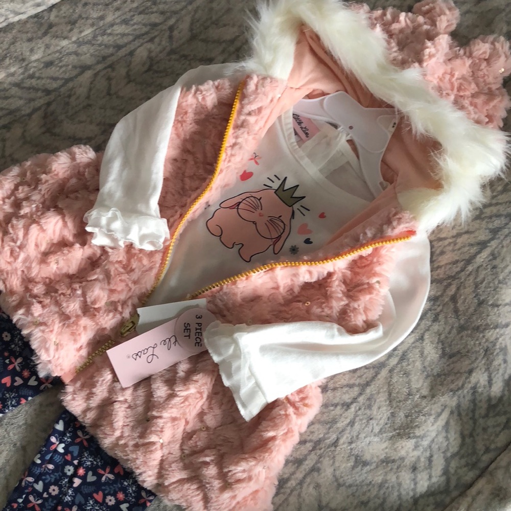 NEW 3 piece set. Long sleeve T w/ vest & leggings